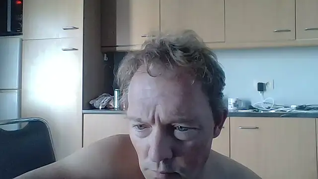 bertolini live XXX chat