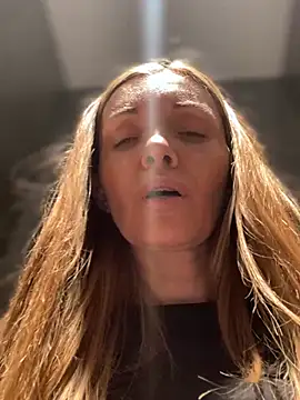 Živý XXX chat miss_darsi