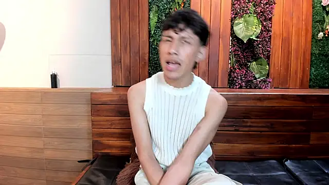 Онлайн чат XXX Pierre_Leroy_