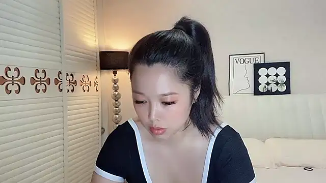 Chat +18 de kk_lele ao vivo