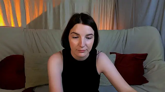 Chat +18 de AliceChanel ao vivo