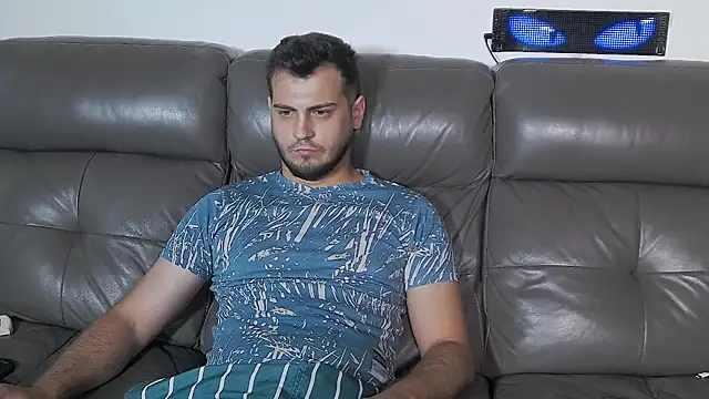 Chat XXX Live CrazyDom1
