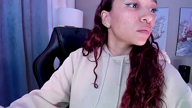 charlotte_bluee: онлайн-секс-чат