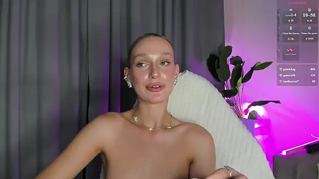 Chat XXX en directo de Ice_Strawberry