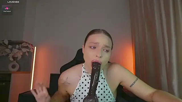 violla_sinzz: онлайн-секс-чат