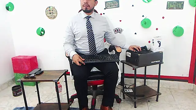 XXX chat uživo modela KalethBigDick