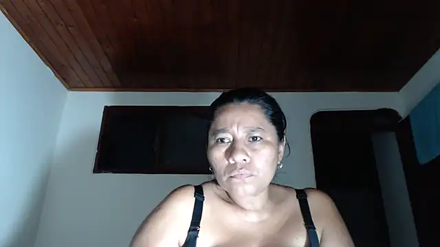 adrixxx38's Live XXX Chat
