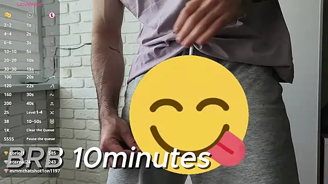 DaddySlava 라이브 XXX 채팅