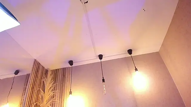 Julieth_Caandy élő XXX-chatje