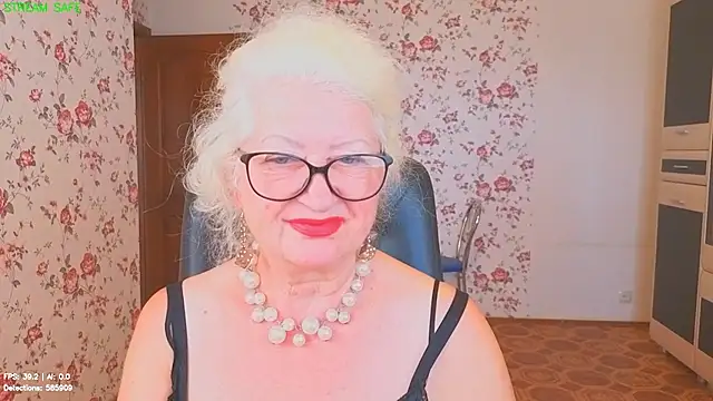 XXX chat uživo modela Maya_Mayflower