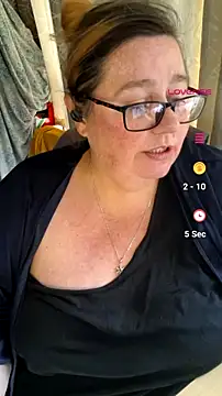 Iceprincess2bad4u Adlı Modelin Canlı XXX Sohbeti