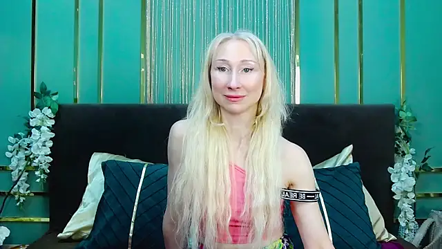 Chatroom XXX en direct de KissDreamm