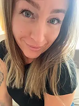 ChristinaSiemone 라이브 XXX 채팅