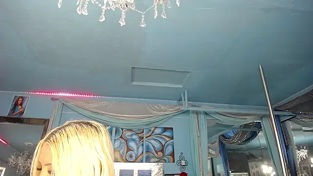 ADRIANNA_FOX's Live XXX Chat