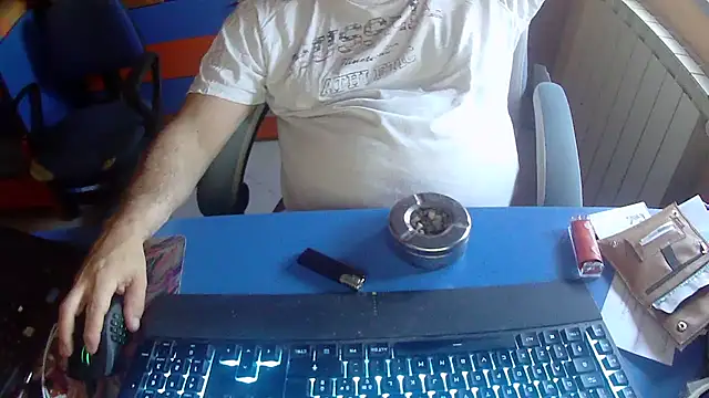 Онлайн чат XXX Tango128