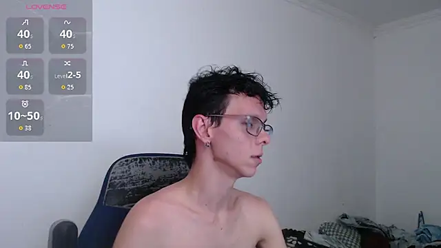 Chat +18 de bryamado69 ao vivo