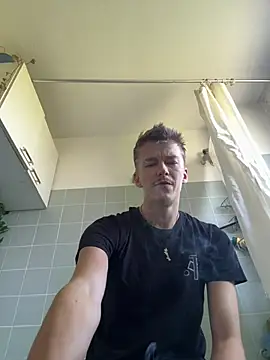 Toyjungee Chat XXX in diretta