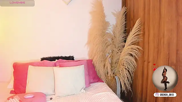 sally_rosses Live XXX Chat