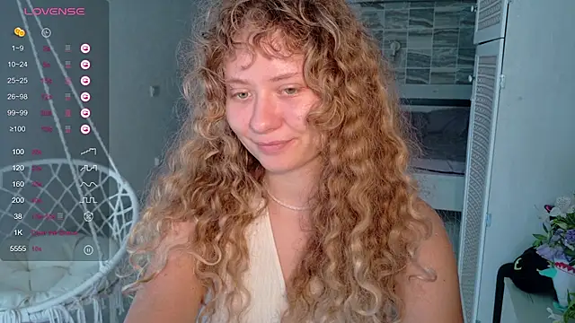 Онлайн чат XXX Milounee