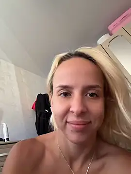 LikaCat's Live XXX Chat
