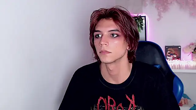 צ'אט XXX בשידור חי של oli_dusk