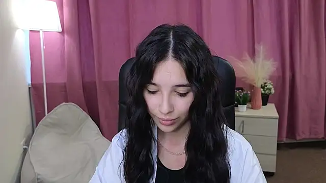 LilianHamersly Live XXX-chat