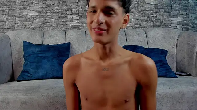 Chat +18 de stevensantana1 ao vivo