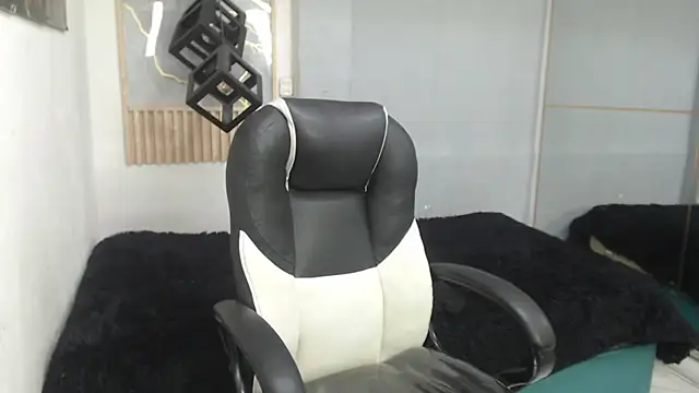 Živý XXX chat Cry_thereal