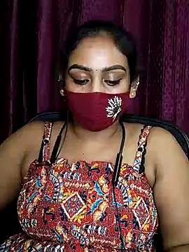 Chatroom XXX en direct de Tamil_Soniya