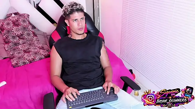 dominic_connor 网络视讯表演
