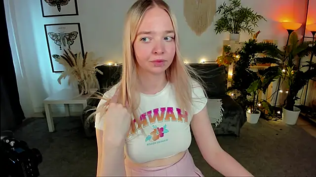 XXX chat uživo modela BellaMontgomery