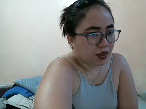 im_your_secret's Live XXX Chat