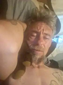 19JaSon83 Live XXX-chat