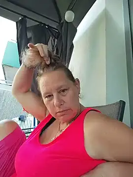XXX chat uživo modela Jahudka47