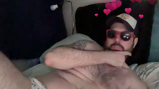 MrDaddy2121 élő XXX-chatje