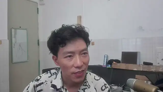 Chat +18 de xhqds ao vivo