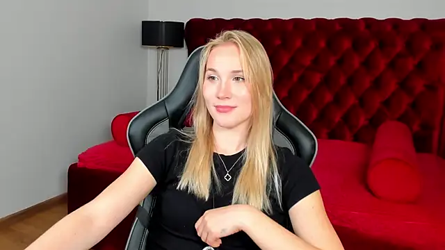 ElaraVoltage Live XXX-chat