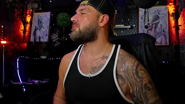 XXX chat uživo modela LexHardy