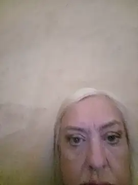 Julia20X – Live XXX-chat