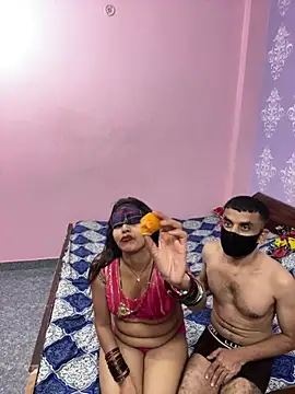הופעת וובקאם של Sexy_vanshika01