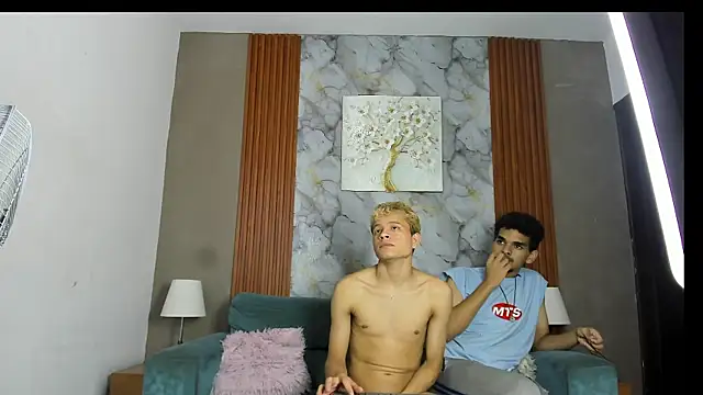 Chat +18 de ROMMIE_HOT1 ao vivo
