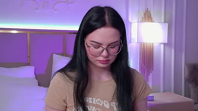XXX chat uživo modela Cindy_Mil