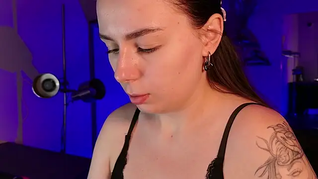 Di_na_Bell XXX чат на живо