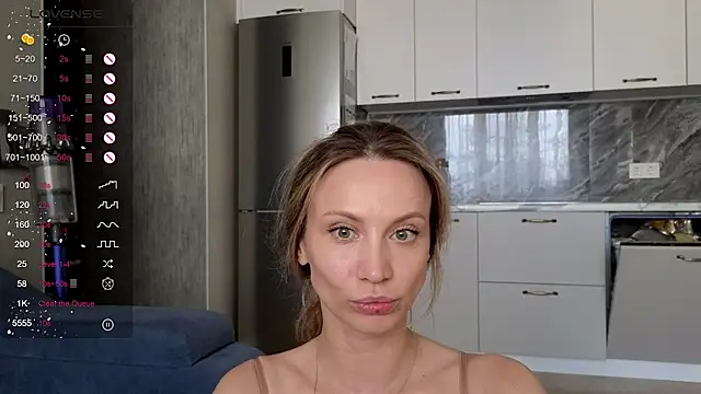 Alice_Wondersn Live XXX chat