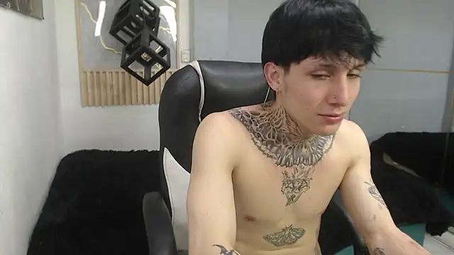 Онлайн чат XXX Cry_thereal