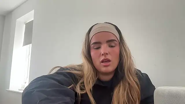 maisiesmithx's Live XXX Chat