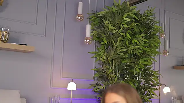 EvieVooss élő XXX-chatje