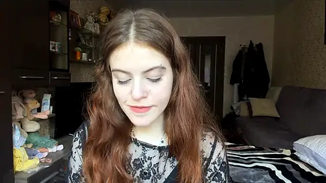 BuzzingRaidn Live XXX chat
