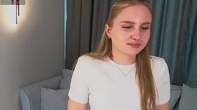 AnaaHunter's Live XXX Chat
