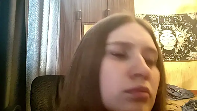 DanicaMazon Chat XXX in diretta